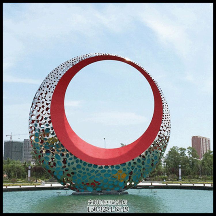 小区月牙雕塑，拉丝景观雕塑，抽象效果