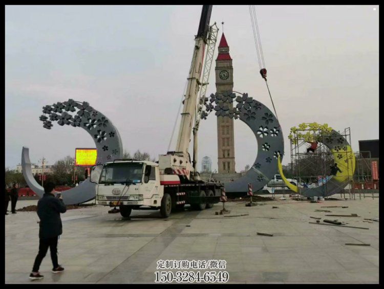 住宅小区月牙雕塑 哑光雕塑 公园月亮牙雕塑